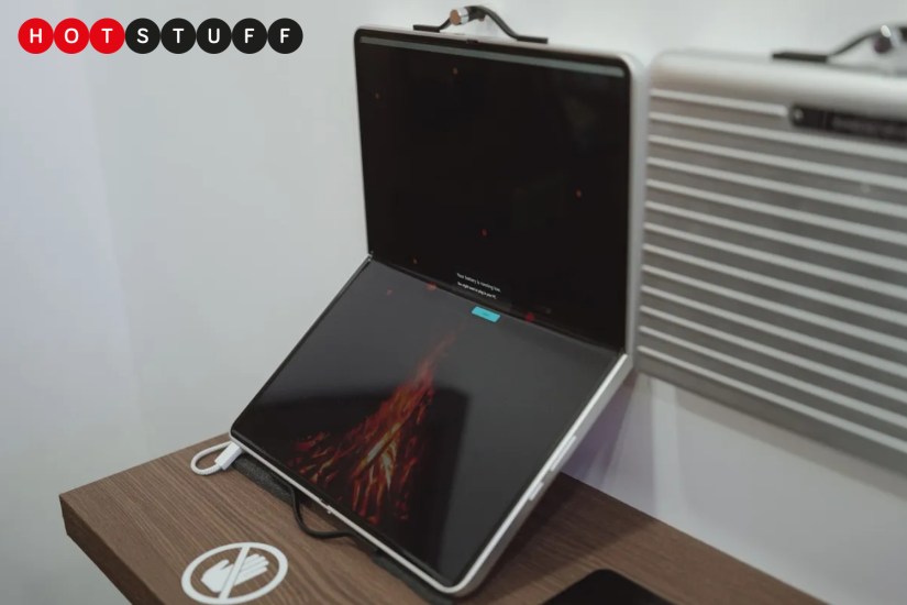 This foldable laptop is disguised as a briefcase… I wish it was real