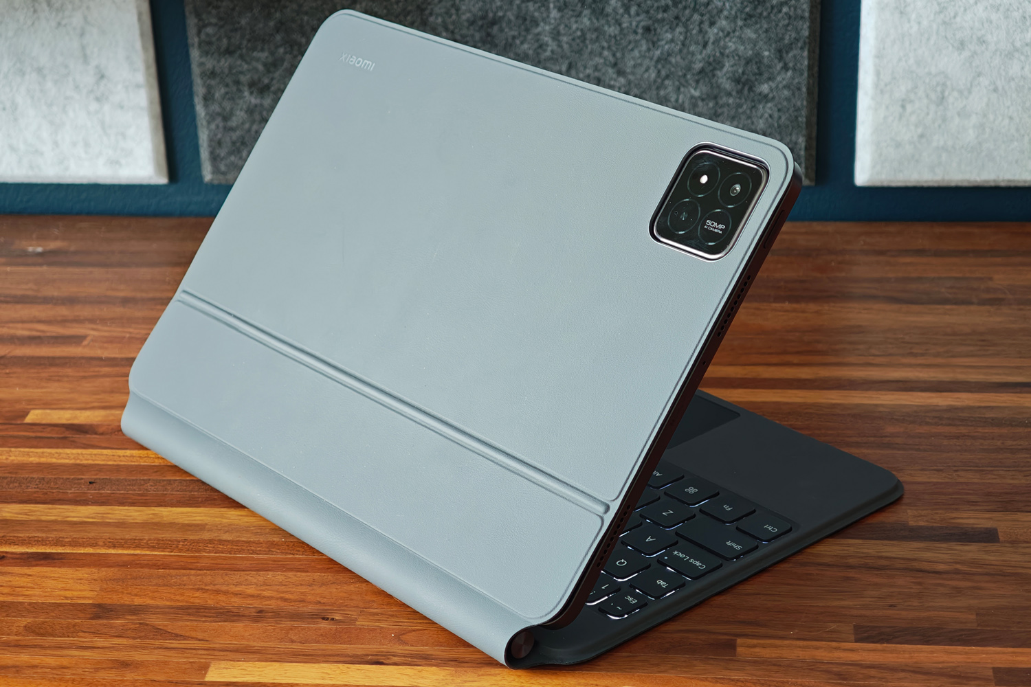 Xiaomi Pad 7 Pro review focus keyboard cover