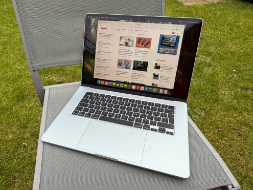 Apple MacBook Air review (M4, 2025): you get a little more for a little less